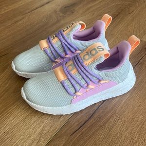 Brand new kids adidas sneakers for girls size 12K.